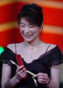 明星笑的图片,明星们的欢乐瞬间